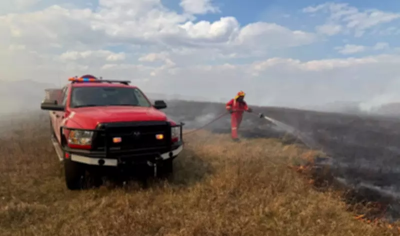 Saskatchewan Fire Departments Battle Blaze on Neighbouring First Nations