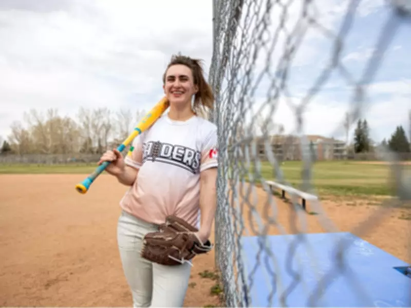 Saskatchewan woman first to play for Canada at international slo-pitch tournament