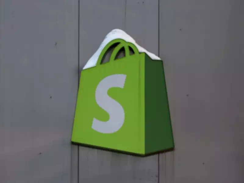 Shopify Analyst Who Predicted Selloff Says It's Too Soon to Buy