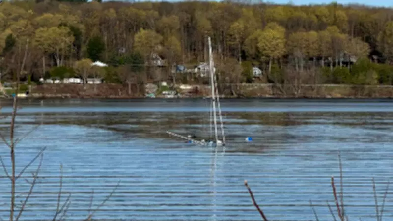 Sinking Sailboat Secured in Discovery Harbour, Penetanguishene