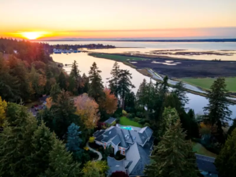 Sunset Ridge Estate: Private Dock, Pool, and Stunning River Views