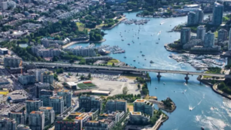 Suspect punched jogger, tried to attack mom with child on Vancouver bridge: police