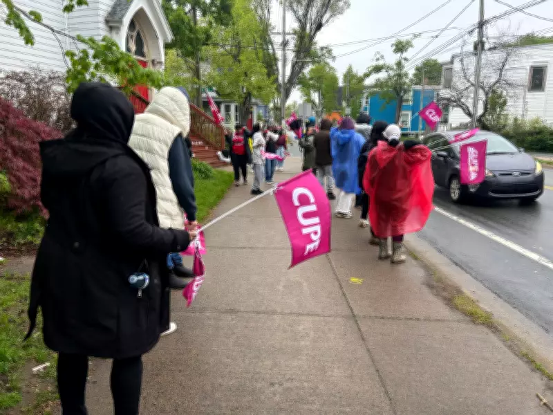 Talks between striking long-term care workers and Nova Scotia province break down