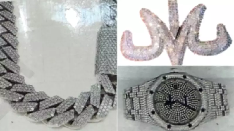 Toronto Police Report $1M Jewelry Theft in Downtown Armed Robbery