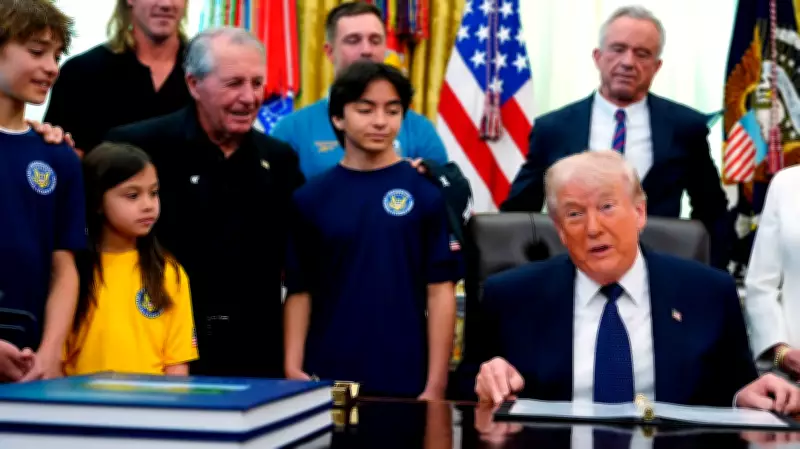 Trump Describes Shootings in Front of Children at Oval Office Event