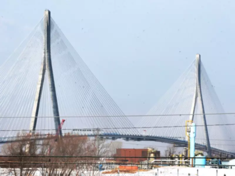 Two Bridges, One Pattern: Why This Should Concern Canadians