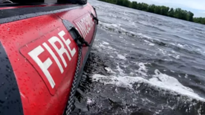 Two Rescued from Ottawa River After Sailboat Capsizes Near Downtown