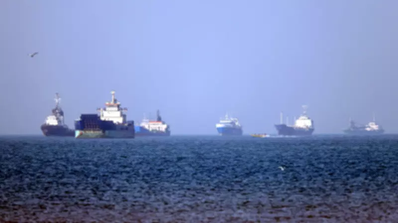 US Destroys Iranian Boats, Intercepts Missiles in Strait of Hormuz