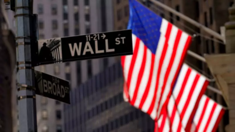 US Stocks Near Records as Oil Falls on Hopes of Iran War End
