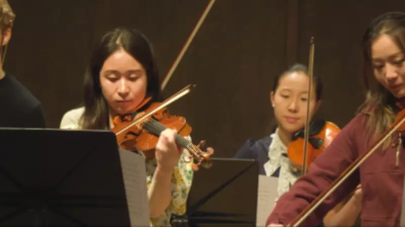 World-Class Violinists Compete in Montreal International Competition