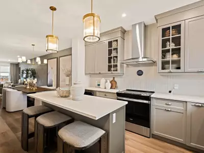 Alder Duplex Kitchen Design Maximizes Space and Efficiency