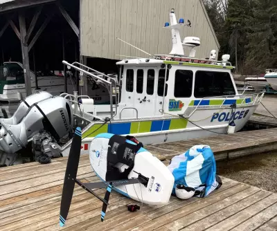 Barrie Police Marine Unit rescues paddle boarder in first call of season