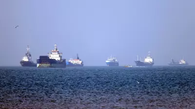 US Destroys Iranian Boats, Intercepts Missiles in Strait of Hormuz