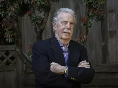 Vancouver Opera Chorus Legend Don Wright Retires After 51 Years