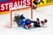 Canada stays unbeaten at hockey worlds with 3-1 victory over Slovenia