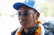 Everest Man and Mountain Queen Shatter Their Own Climbing Records