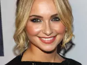 Hayden Panettiere Reveals Traumatic Boat Incident With Naked Famous Man