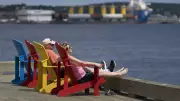 Heat Plume from US to Boost Canada Temperatures