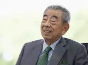 Japanese 7-Eleven Empire Builder Toshifumi Suzuki Dies at 93