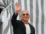 Jeff Bezos Tax Myths Mislead Canadians on CRA Rules, Expert Warns