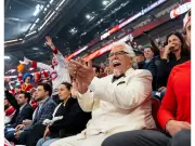 KFC Canada's Colonel Sanders Joins Habs Fans with Historic Forum Seats