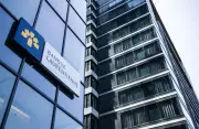 Laurentian Bank Reports Loss Amid Fairstone and National Bank Deal