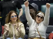 Margaret Trudeau, Sophie Grégoire attend Xavier Trudeau's halftime show