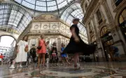 Milan's Galleria Bull Mosaic Restored: Testicles Regain Former Glory