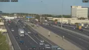 Multi-vehicle crash blocks EB Hwy. 401 express lanes in Mississauga