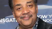 Neil deGrasse Tyson Wants to Be Abducted by Aliens, Writes Book About First Contact