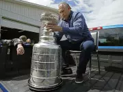 Oilers to Interview Fired Leafs Coach Berube for Head Coaching Job
