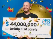 Ontario Man Wins $44M Lotto 6/49 Jackpot, Plans World Travel with Wife