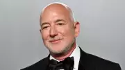 Protesters Urge Boycott of Bezos-Hosted Met Gala Over ICE Ties