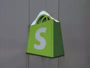 Shopify Analyst Who Predicted Selloff Says It's Too Soon to Buy