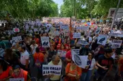 Thousands in Madrid protest soaring housing costs amid Spanish crisis