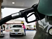 Toronto Gas Prices to Hit Record $2.20/Litre by June: Expert