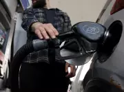 Trump's Gas Tax Holiday Would Cost US$3.5 Billion Monthly
