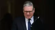 UK PM Starmer Defiant Amid Growing Calls to Resign After Local Election Losses