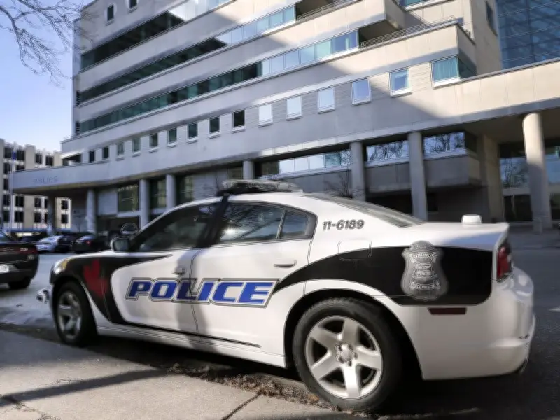 15-year-old charged with sexual assault of two girls in Windsor