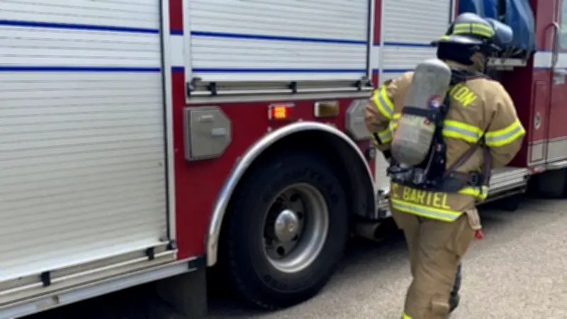 2-Alarm Fire Breaks Out at North Edmonton Townhouse Complex