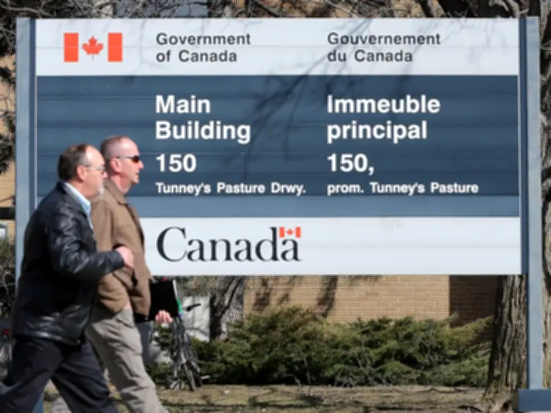 4,000+ Public Servants Approved for Early Retirement; OC Transpo Gas Generators Questioned