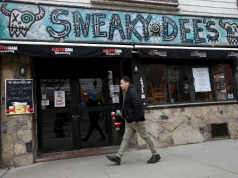 Agar: Right and wrong ways to save Toronto cultural landmarks