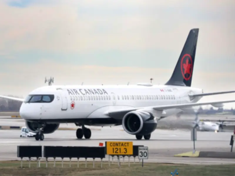 Air Canada passengers pray after pilot incapacitated mid-flight