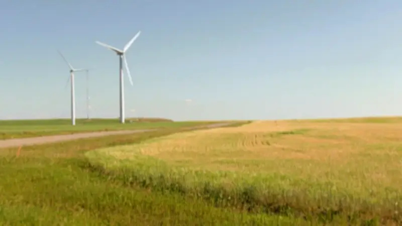Alberta's Cheap Natural Gas Pitch for Data Centres Clashes with Clean Power Goals