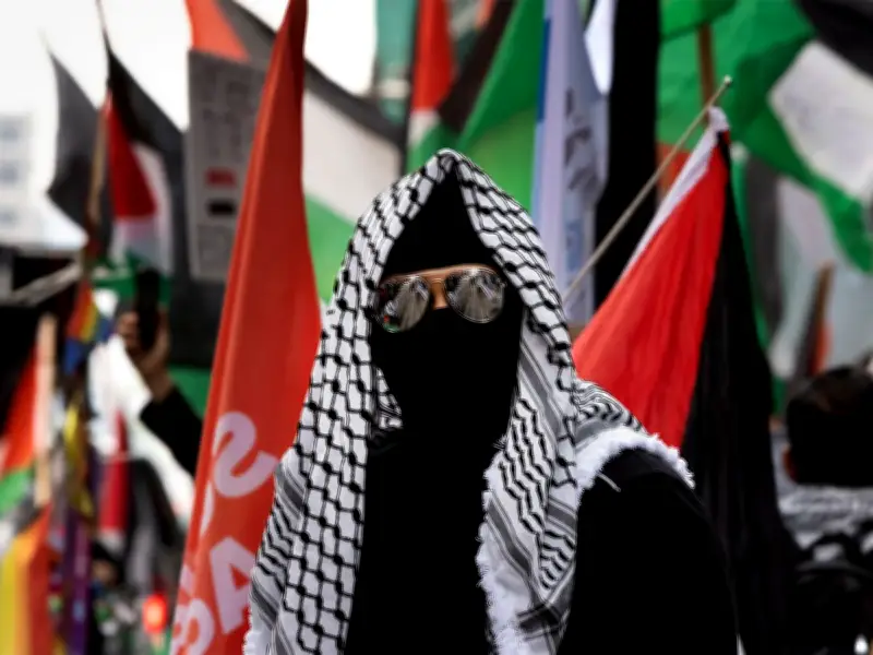 Antisemitism Undermines Canadian Multiculturalism, Survey Shows