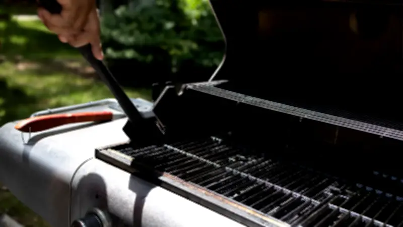 BBQ Cleaning: Revive Your Grill with Expert Tips and Must-Have Tools