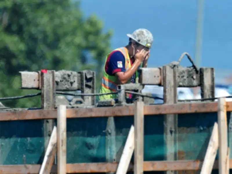 B.C. Heat Regulations Unclear: Letter Calls for Trigger Temperature