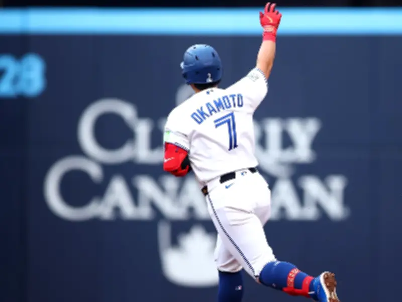 Blue Jays reach .500 mark with 4-2 win over Astros to start 10-game homestand