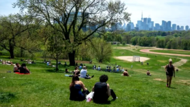 Canada Forecasts Warmer-Than-Normal Summer, Meteorologists Say