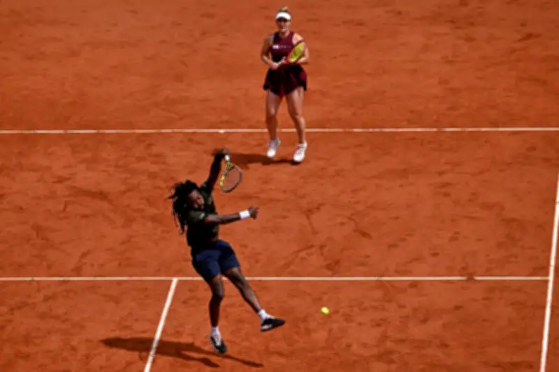 Canada's Dabrowski falls in French Open women's doubles semifinals